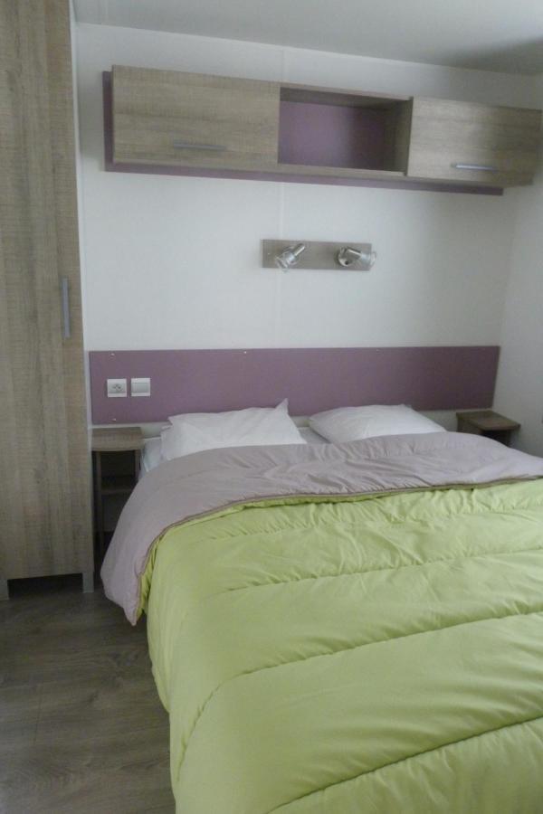 Camping L'Eau Vive Hotel Dauphin Exterior foto